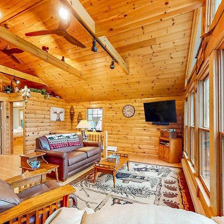 Camp Two Loons Villa Оксфорд Екстериор снимка